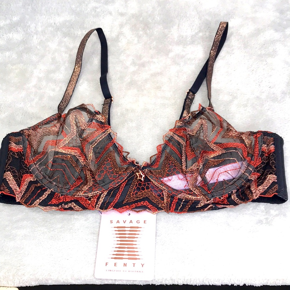 Savenge X Fenty Red & Orange Embroidered Shining Star Bra 34B New